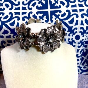 4 Large Diamante Flower Flex Bracelet In Antique Silver Metal up to 18cm Length